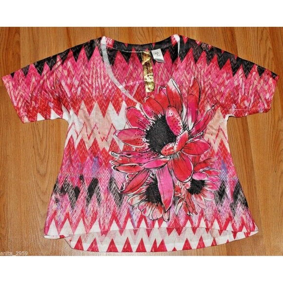 live to be SPOILED Sz S Studded Patterned HIGH-LOW Tee Shirt BLOUSE - Picture 1 of 4